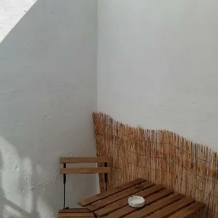 Calle Rio Trueba 11 Bajo D דירה